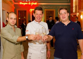 Dono do Madero se diz arrependido por apoiar Bolsonaro e por ação na pandemia